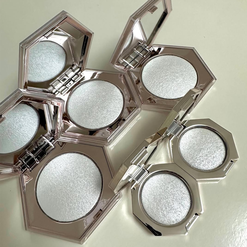 Fenty Beauty Body Diamond 3D H - Rare Beauty Makeup Highlighter 评论和价格